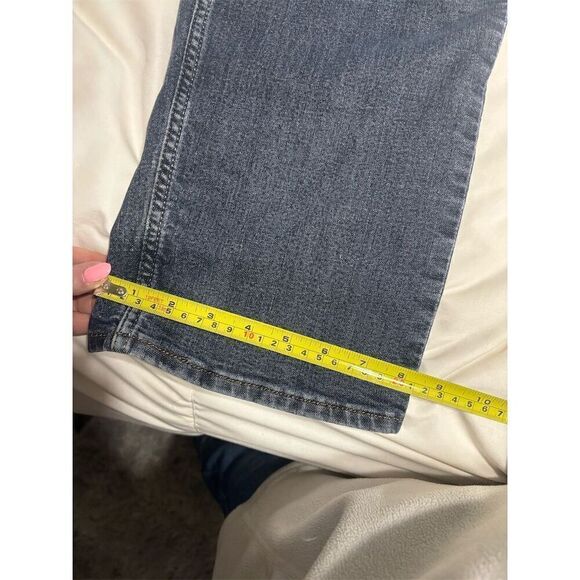 Levi's Men's Straight Jeans Standard Waist 34x32 Medium Blue Denim - Picture 9 of 9